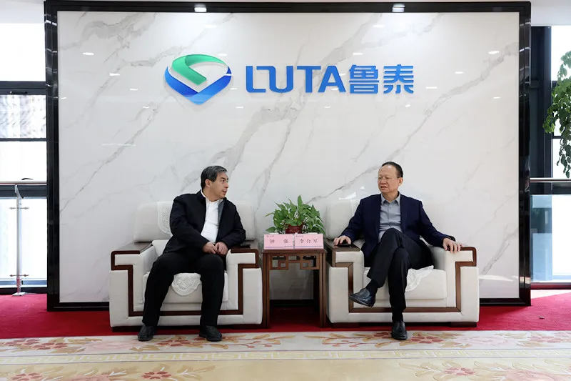 1764558700135937.jpg 1764558700135937.jpg