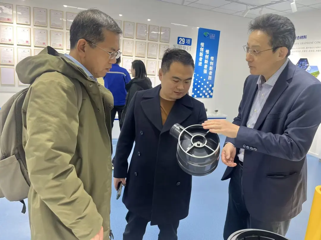 1765113055112562.jpg 1765113055112562.jpg